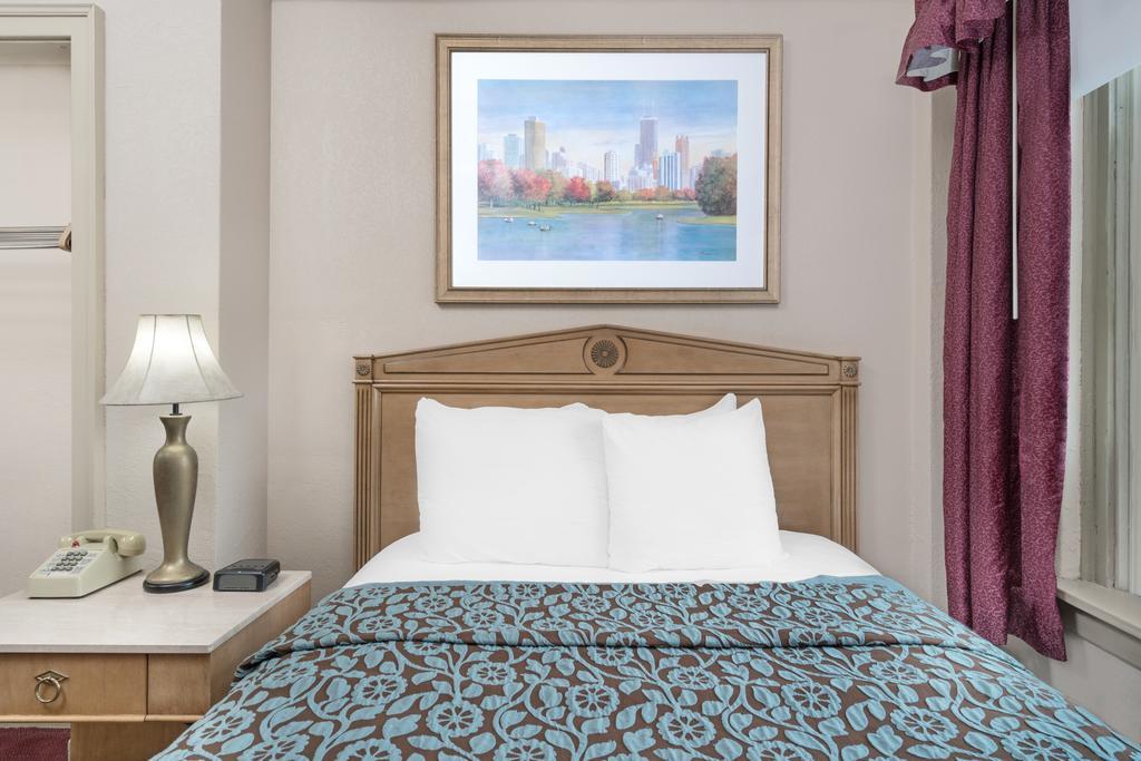 Days Inn By Wyndham Rochester Downtown 외부 사진