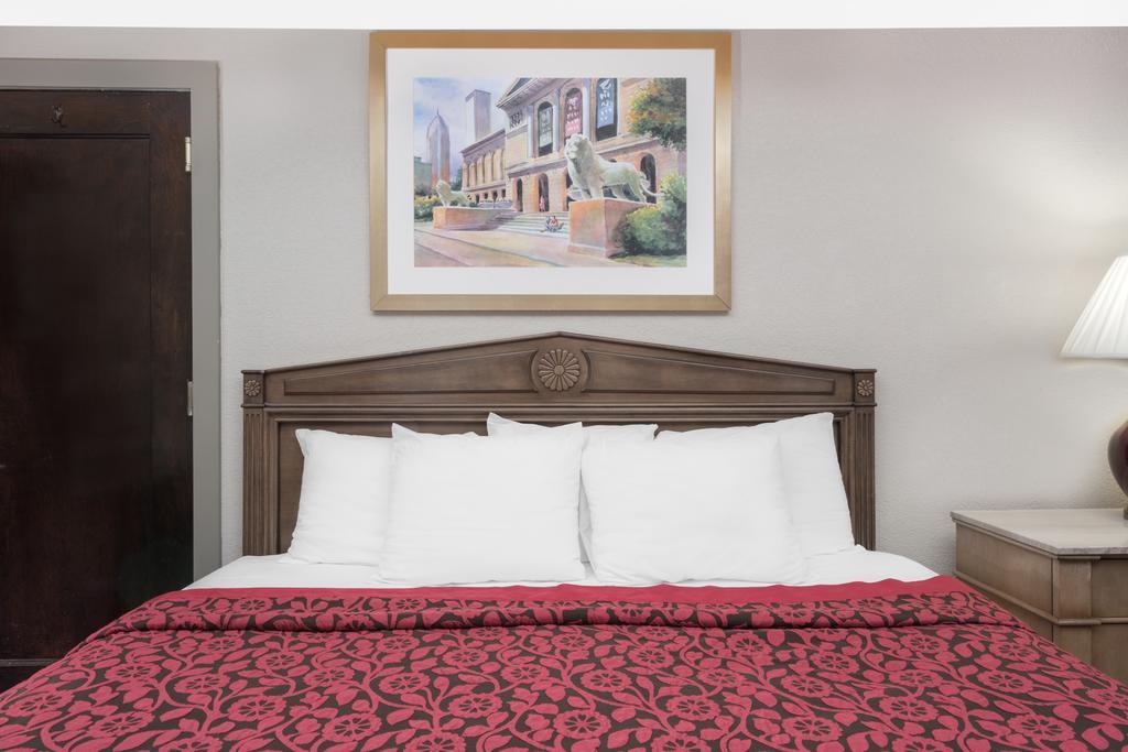 Days Inn By Wyndham Rochester Downtown 외부 사진